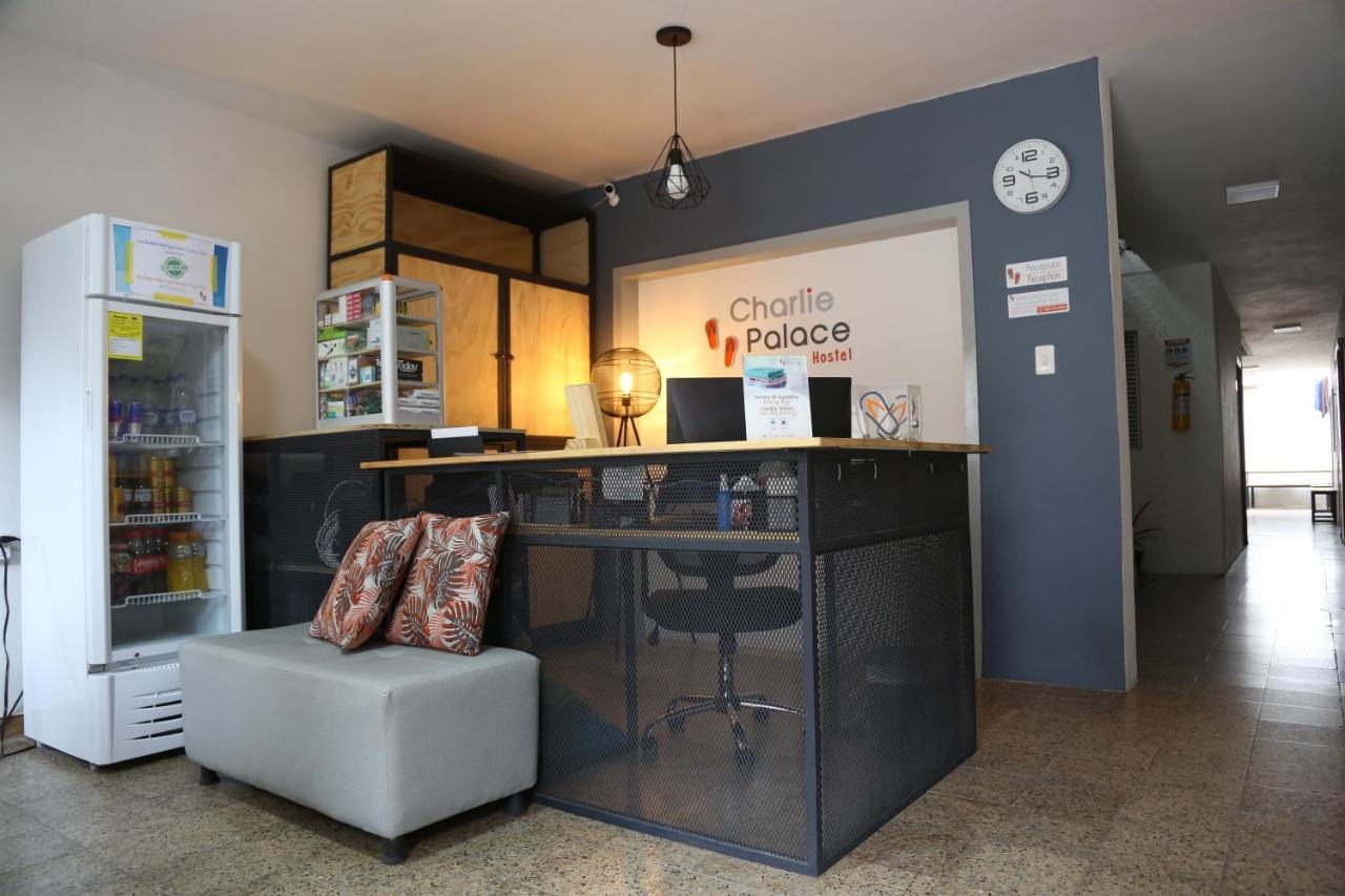 Charlie Palace Hostel Medellín Exteriör bild